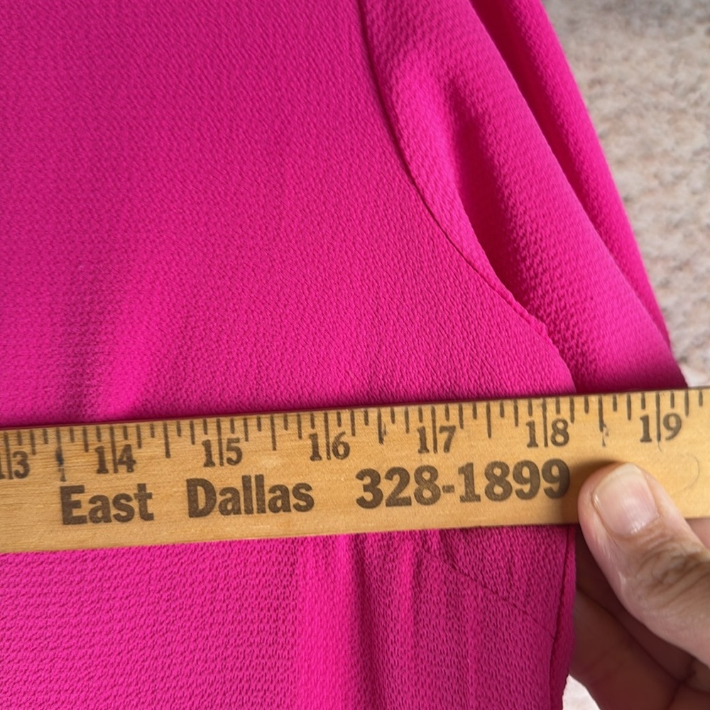 CeCe Fuchsia Ruffle Trim Topsize medium   C29 - Picture 4 of 7